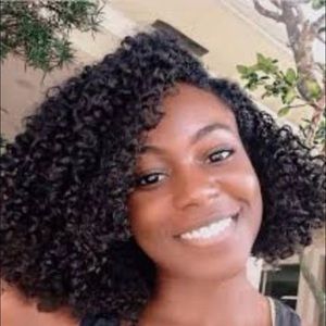 Meet your Posher, Britney